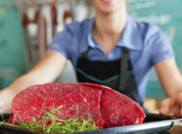 Как красное мясо влияет на энергетику и организм человека 