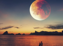 Все лунные и солнечные затмения 2022 года: календарь