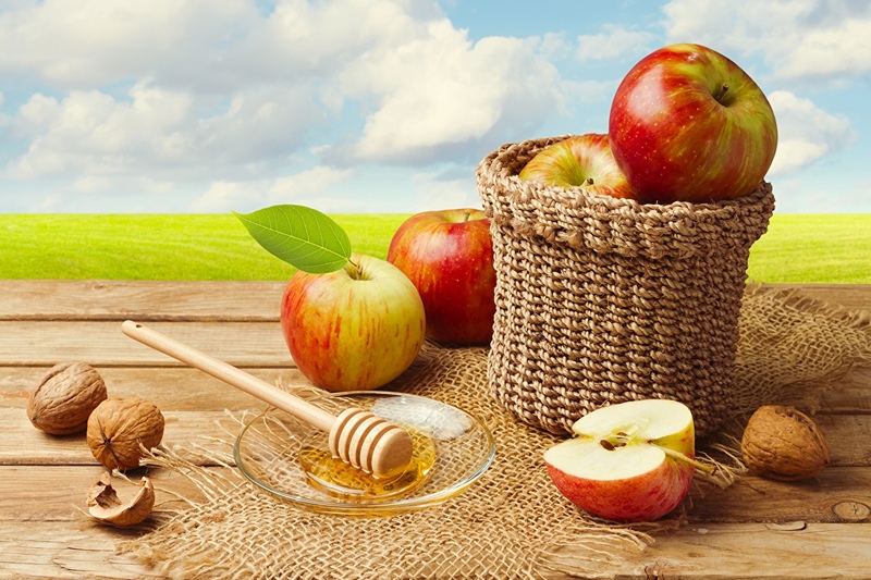Спас медовый, яблочный и ореховый 2022: какого числа